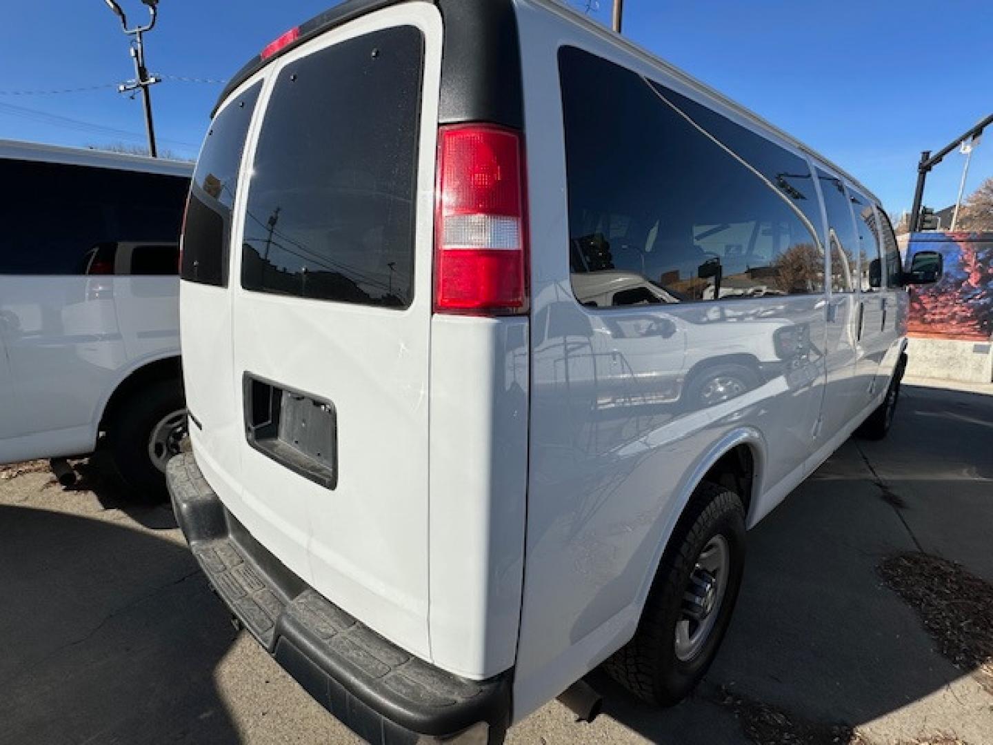 2017 White /GRAY Chevrolet Express LT (1GAZGPFG3H1) with an 6.0 engine, Automatic transmission, located at 3200 1st Avenue North, Billings, MT, 59101, (406) 245-9055, 45.779270, -108.510742 - Super Hard to Find Chevrolet 1 Ton 15 Passenger Van with Low Mileage! Power Windows, Power Door Locks, Tilt Cruise Control, Rear Air Conditioning & Heat, Tow Hitch, Privacy Glass and Only 72,700 Miles. Car Fax Dealer. Auto Brokers of Montana/AA&A Auto Rental/Fox Car Rental Billings - Photo#4